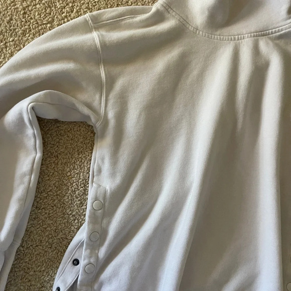 Abercrombie Sweater Womens High Neck White Fleece Snap Sides Sweatshirt Pullover - Picture 5 of 5